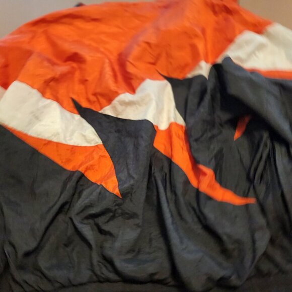 Vintage BAW Athletic Wear Windbreaker RARE Isle Of Capri Casino Edition! - Picture 11 of 13